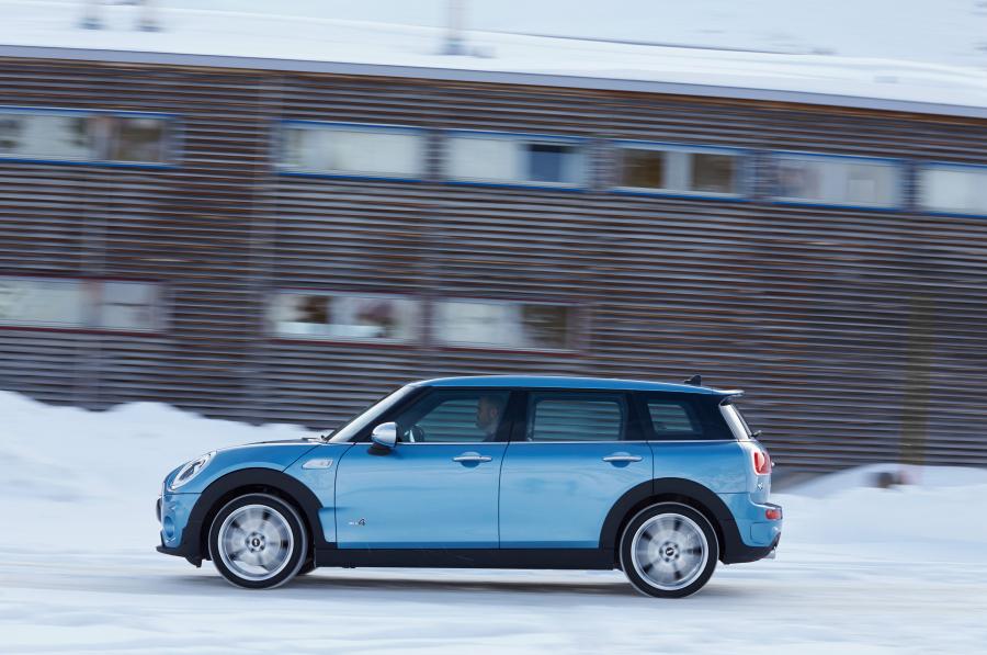  Mini Cooper S Clubman ALL4 2016 года  (фото 37 из 37)